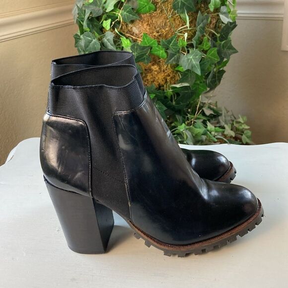 Steve Madden Black Ankle Boots - Picture 6 of 16
